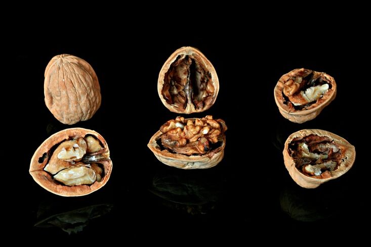 walnuts contain vitamins that are useful for potency